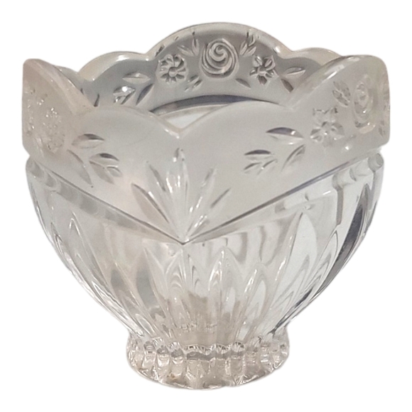 Oneida Other - ⏳️Vintage⏳️ ONIEDA Southern Garden Crystal Candy Dish